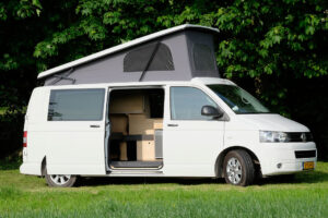 Camperfixx camperombouw reimo slaaphefdak 1